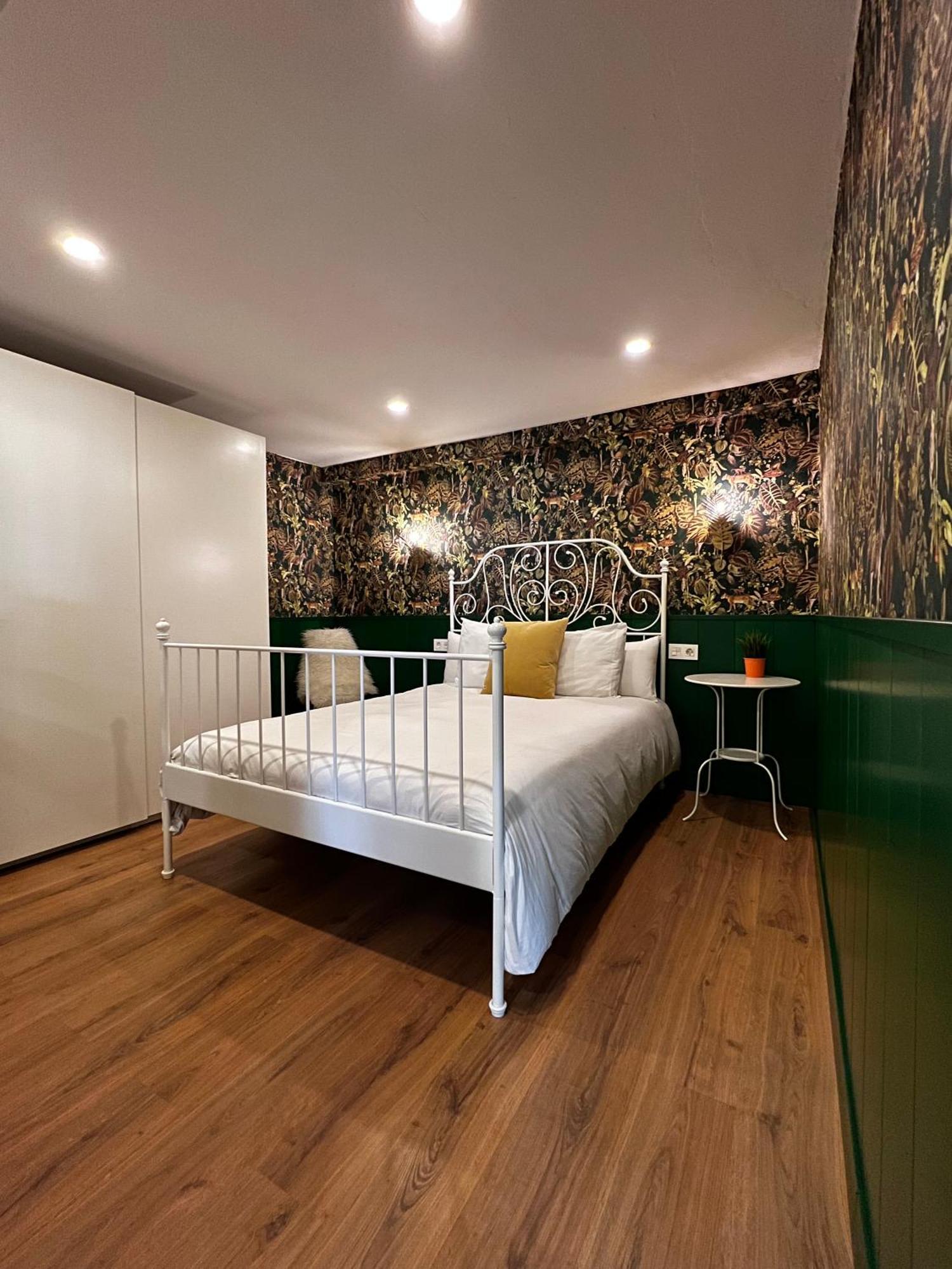 Apartamento Home Santo Santiago de Compostela Ngoại thất bức ảnh