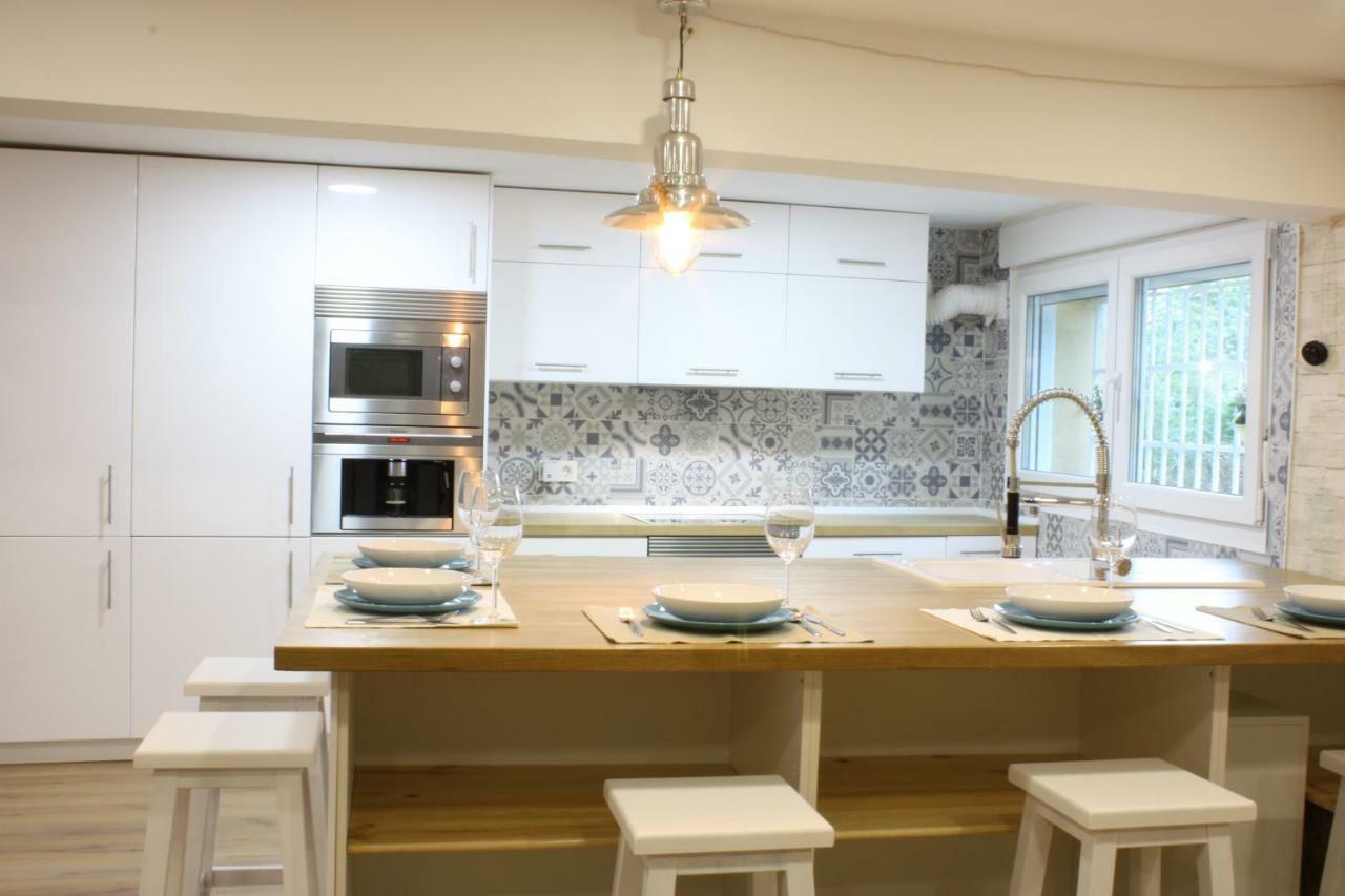 Apartamento Home Santo Santiago de Compostela Ngoại thất bức ảnh